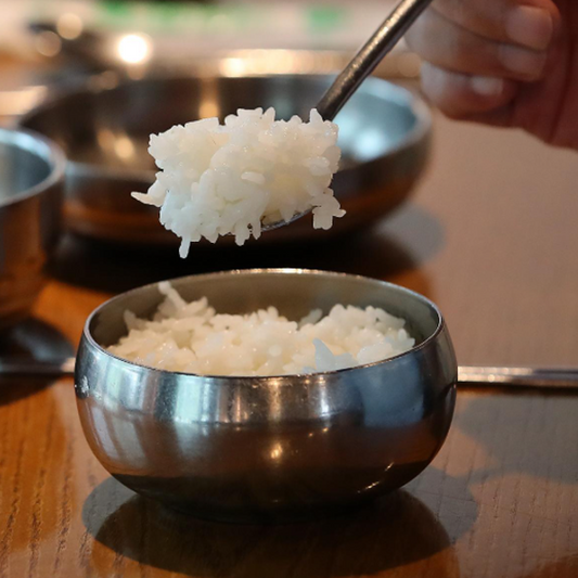 Why Do Koreans Eat Rice with a Spoon? | Korean Dining Etiquette Explained