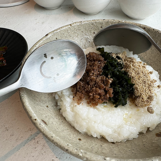 The Charm of Long, Flat Korean Spoons: What Makes Bapmoo Special?