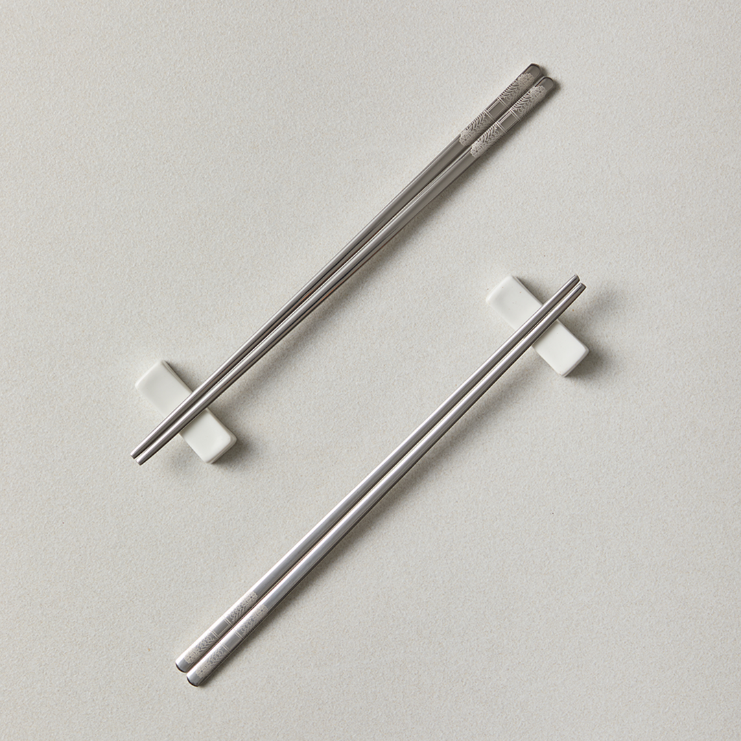 [Coming Soon] Glossy Silver 2 Pair Chopsticks set
